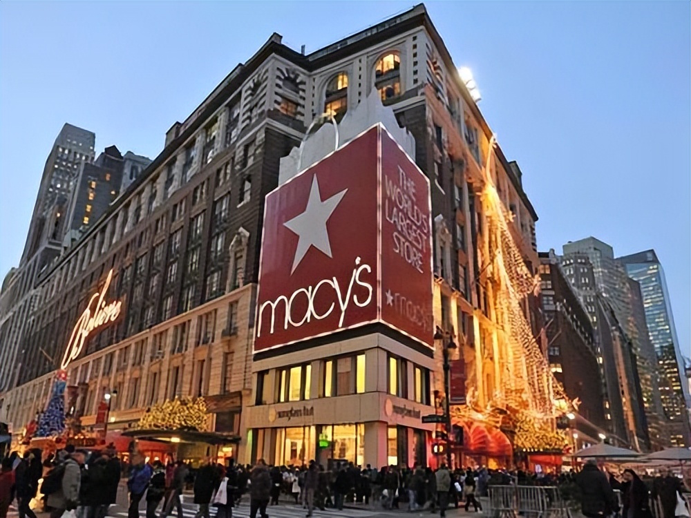 梅西百货：“苦苦挣扎”的落寞巨人