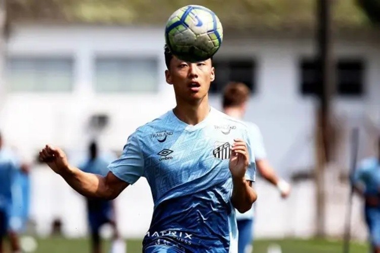 7亿违约金,中国足球球员一亿违约金