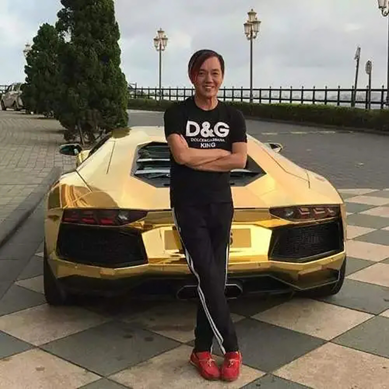 澳门又出现一个赌王，一口气买30台劳斯莱斯，还娶外国模特为妻