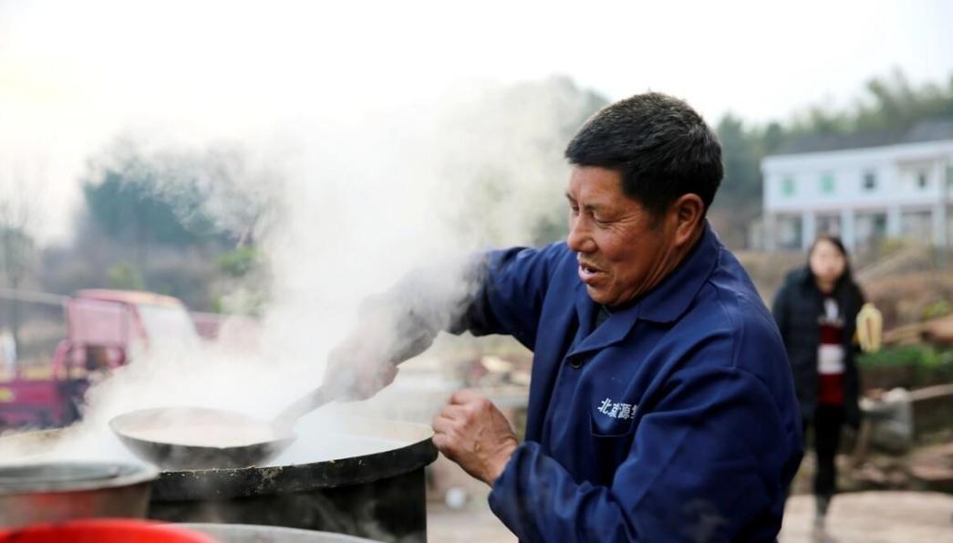 农村的散酒便宜实惠但如何分辨,农村大集的散酒为啥只卖几块钱