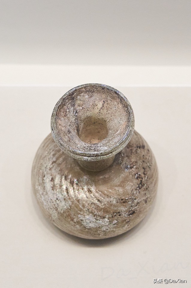 异彩纷呈：古代东西文明交流中的玻璃艺术之三（4）