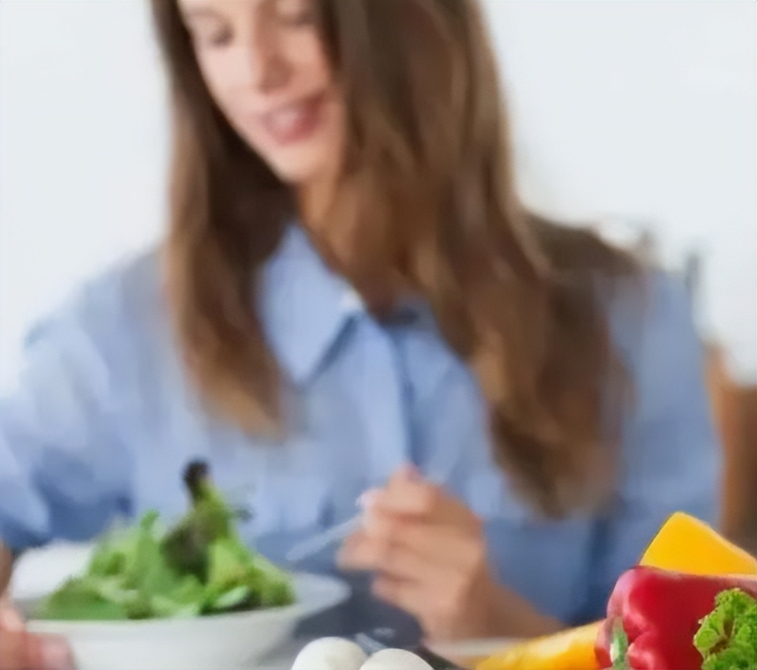 不吃晚餐只能变瘦但还有四个后果,不吃晚餐可以变瘦吗