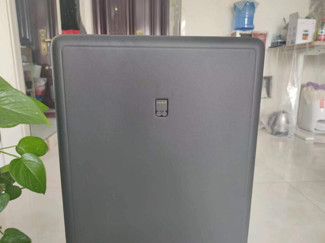 地平线行李箱哪个品牌好,90分行李箱和地平线行李箱哪个好