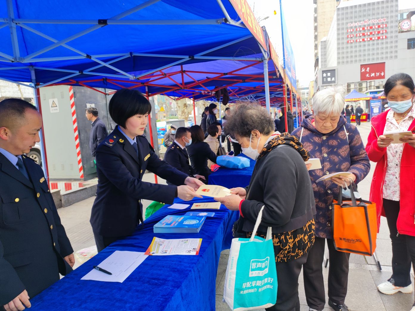 以高水平安全保障服务高质量发展六盘水高新区2023年“安全生产警示月”系列活动综述