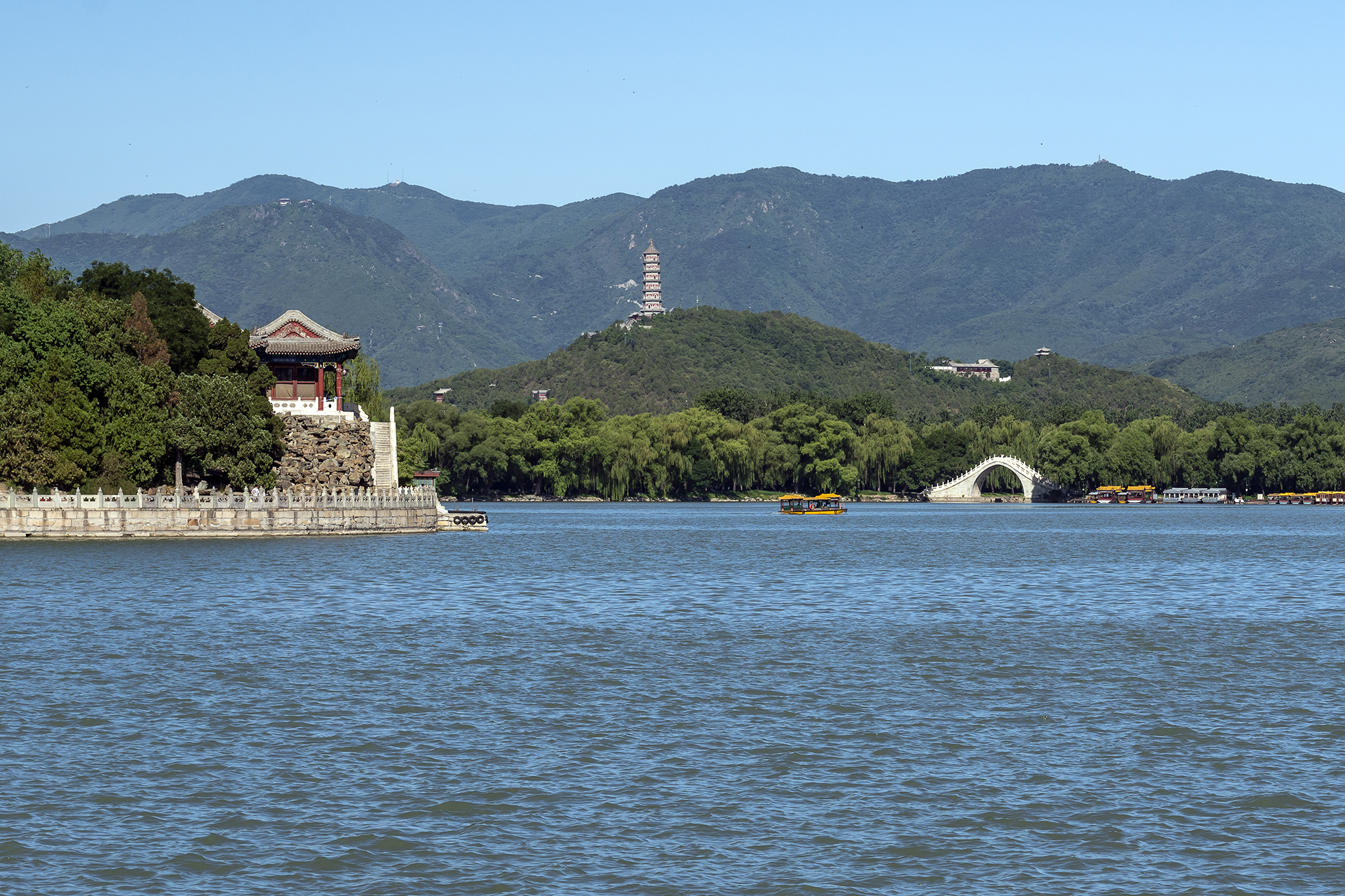 走颐和清漪，赏皇家园林之十一：昆明湖东堤（修订版）