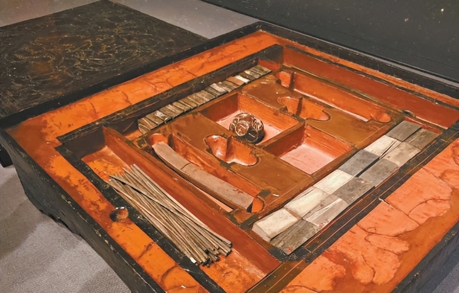 秦汉时期的六博棋有哪些特点？