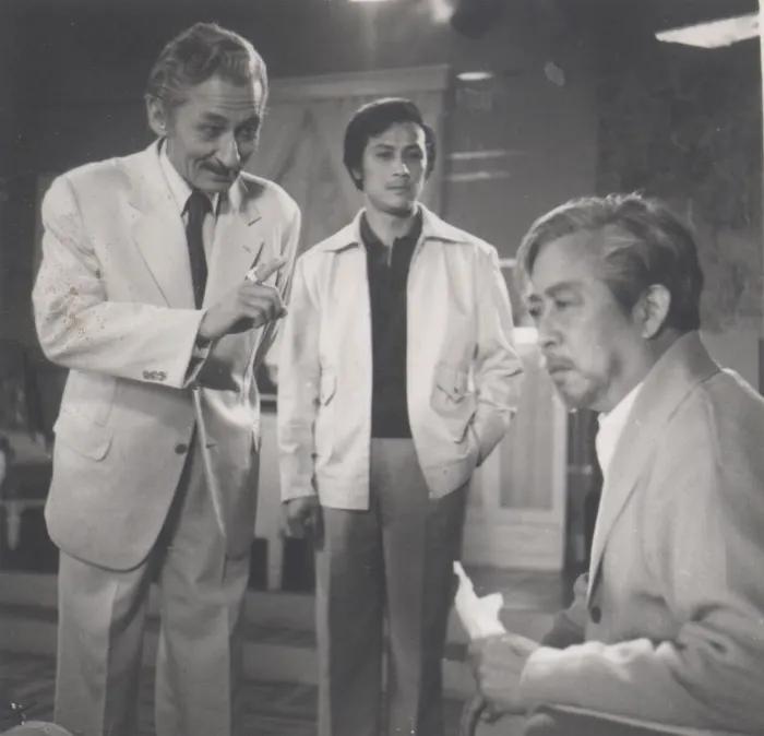 珊瑚岛上的死光完整版,珊瑚岛上的死光完整视频