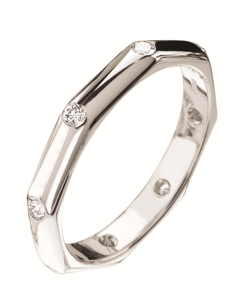 卡地亚对戒和tiffany对戒哪个好,买卡地亚戒指还是钻戒