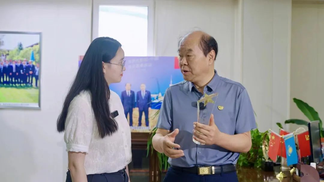 爱菊在“一带一路”绚丽绽放