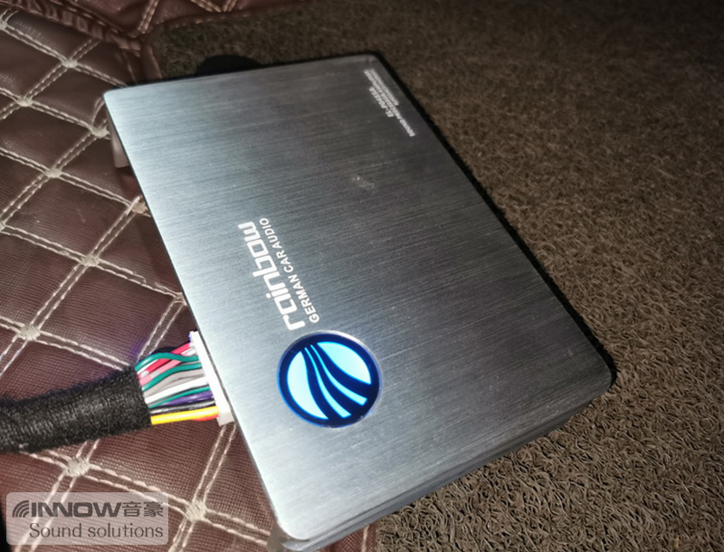 浅吟低唱上海音豪欧拉黑猫汽车音响改装德国彩虹EL-C260E两分频