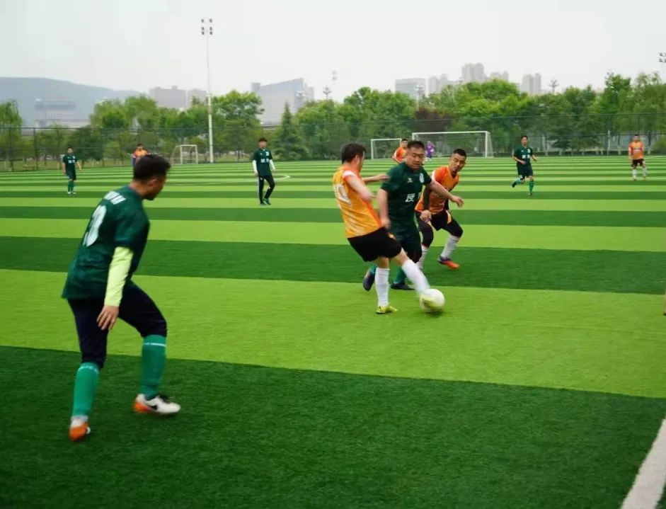 中奖彩票新闻,中奖资讯汉中购彩者喜中传足头奖