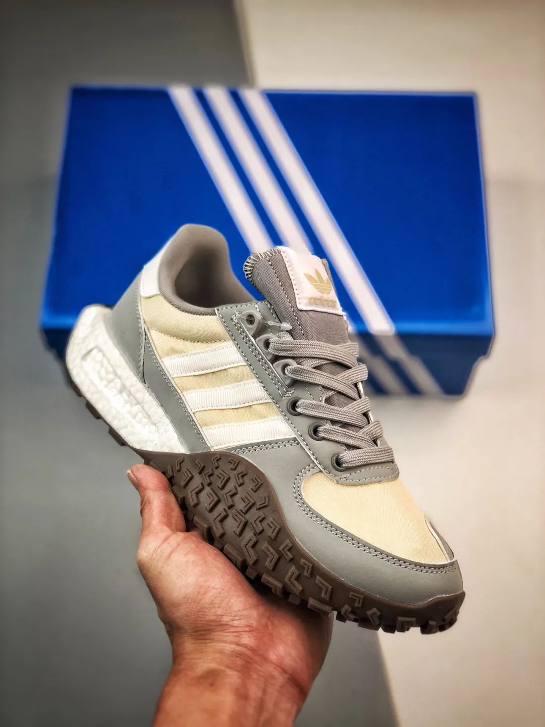 男士夏季基础款穿搭,夏季男士怎么穿得正式有品位