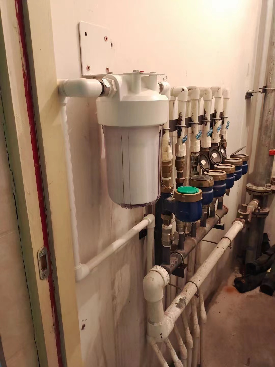 净水机有用吗真的有效果吗,净水机出来的水饮用健康吗