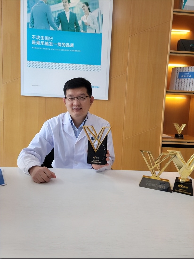 植发医生很重要吗,植发医生植发技术