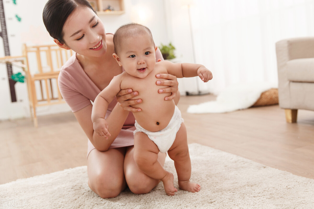宝宝拉拉裤怎么穿才适合,宝宝拉拉裤半包臀和全包臀的区别