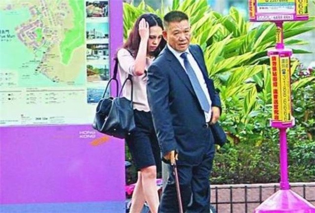 澳门街市伟,澳门街市伟年轻照片