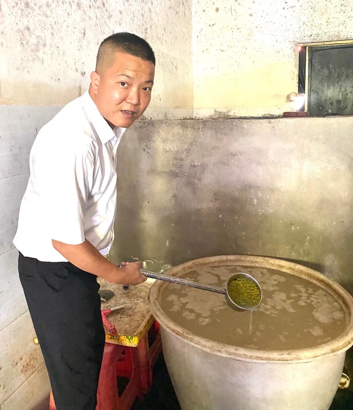 海南湖北籍企业家王攀小豆芽大梦想欲让海口市民吃上正宗“鄂”菜