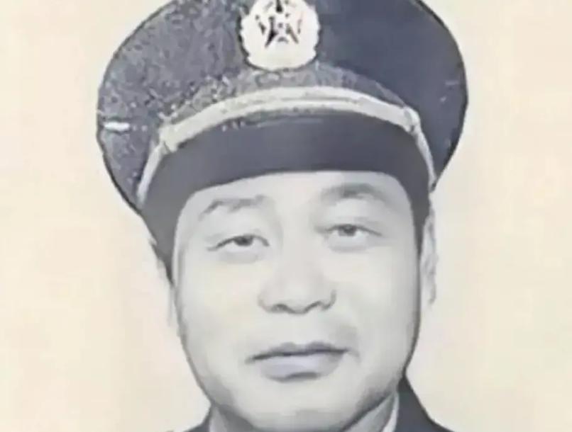 余则成原型潜伏了多少年,余则成潜伏台湾后到晚年结果怎样