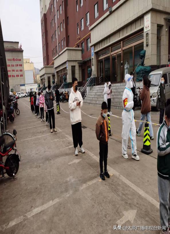 人大代表抗击疫情在行动,人大代表疫情防控风采