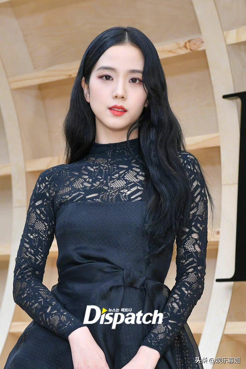 周也蓝裙子穿搭,周也金智妮同款裙子