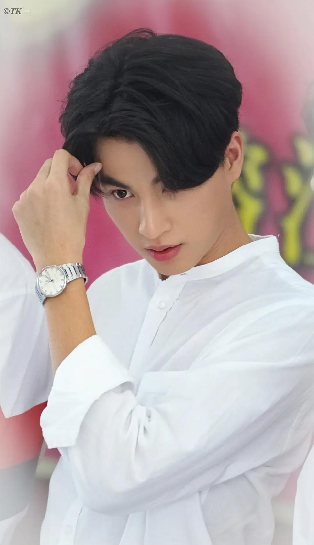 热爱足球的人间天使-糕卡娜