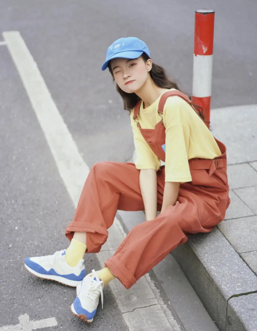 棒球帽真的是很显青春活力的,棒球帽戴上之后超级减龄真不错