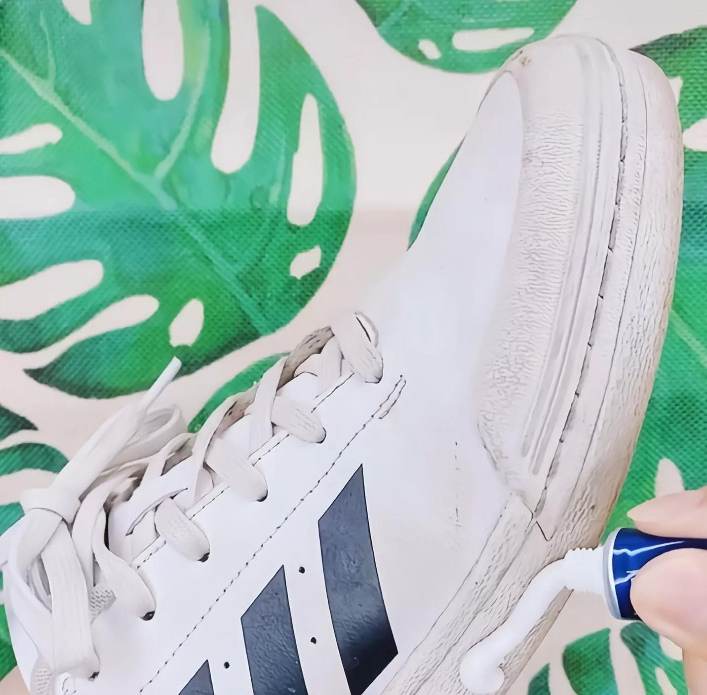 有芯卷纸挂墙上小妙招,无芯卷纸怎么抽芯出来小妙招