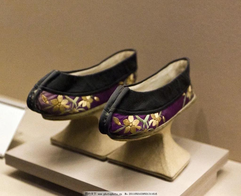 清朝花盆底鞋的演变,清朝花盆鞋谁发明的