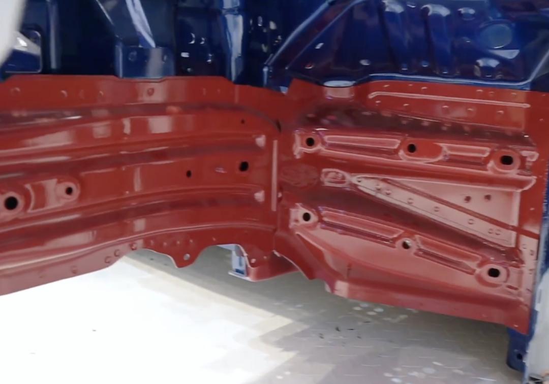 特斯拉又失控导致一死两伤,特斯拉又现失控门