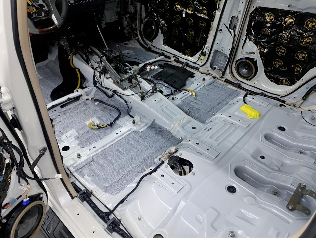 丰田霸道彻底大翻修视频,丰田霸道全车整备翻新费用