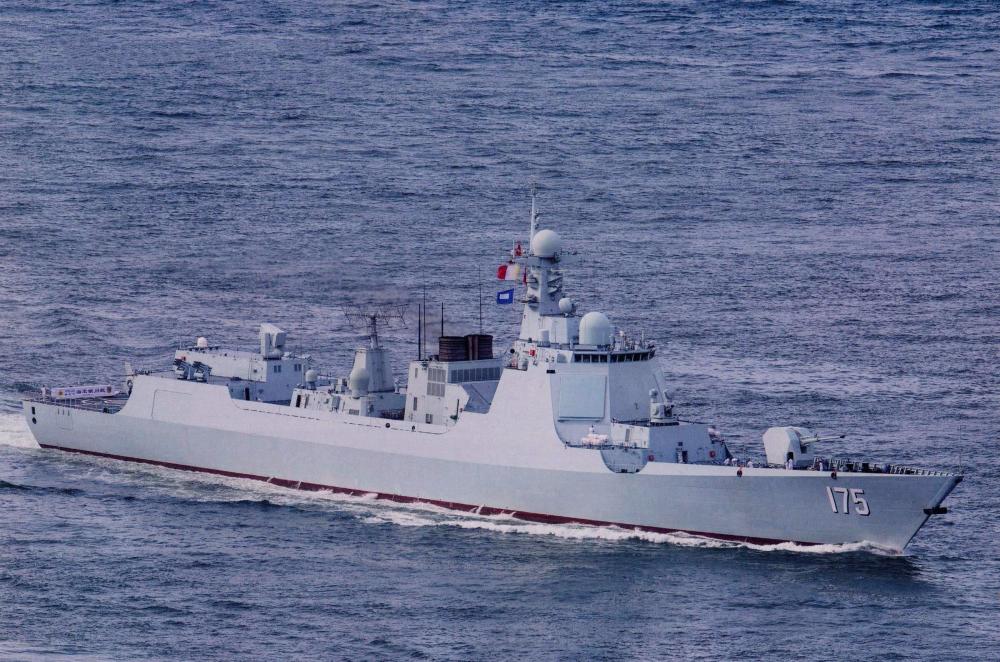 中华神盾052D驱逐舰有多厉害,中国会出口052d给巴铁吗