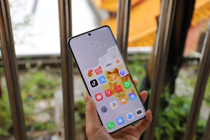 华为和荣耀将在顶峰相见,华为2018荣耀新机型