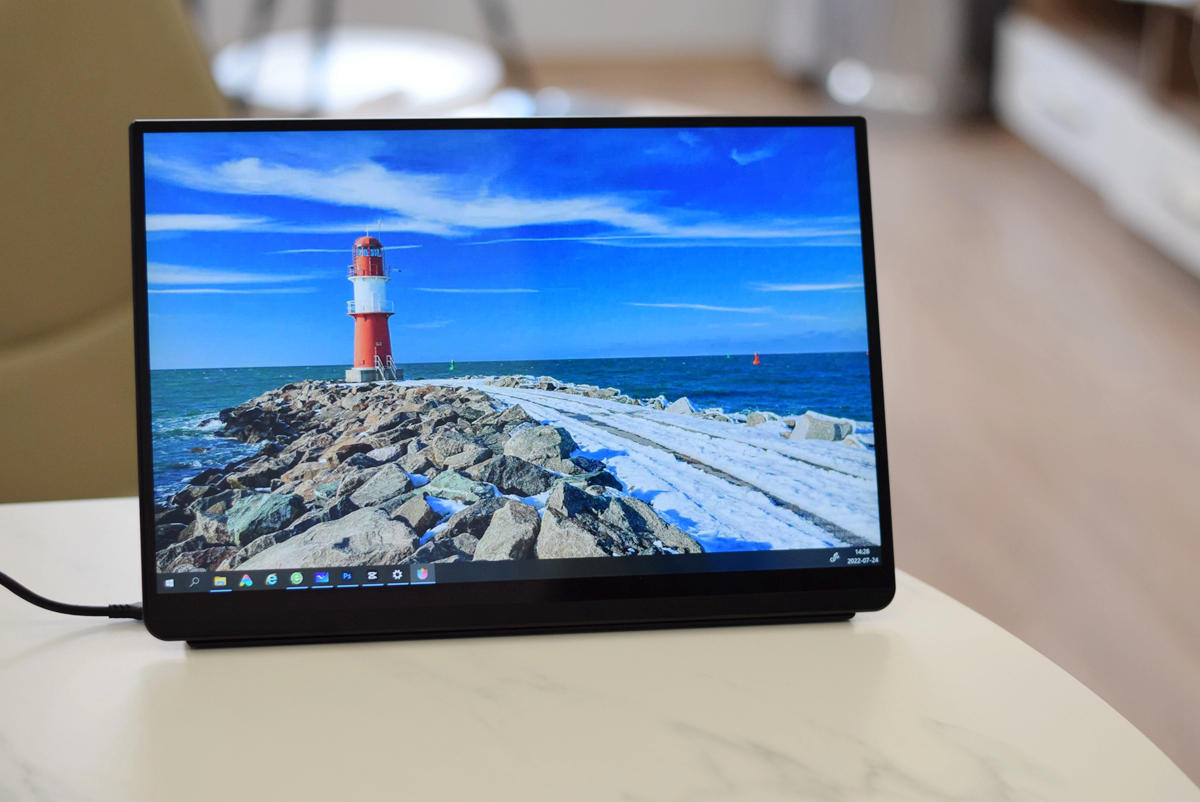 笔记本屏幕太小办公难受,笔记本电脑太小想连个显示屏