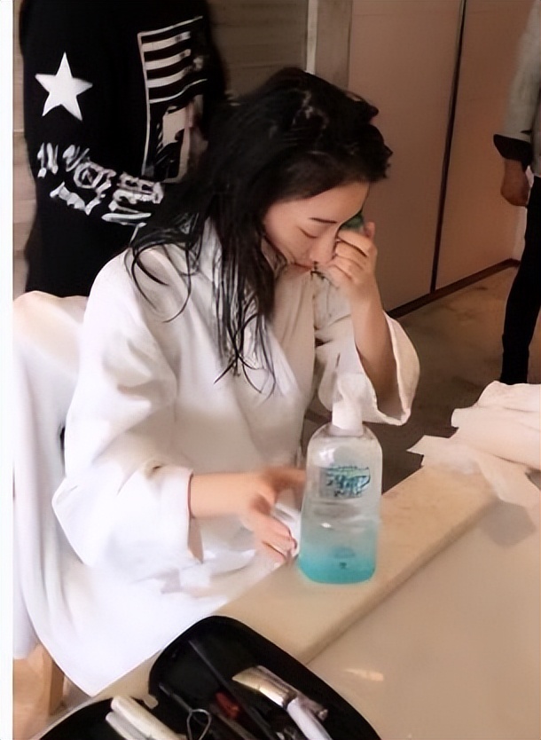 100元以内就能买到的明星同款好物,盘点前十名平价又实用的好物