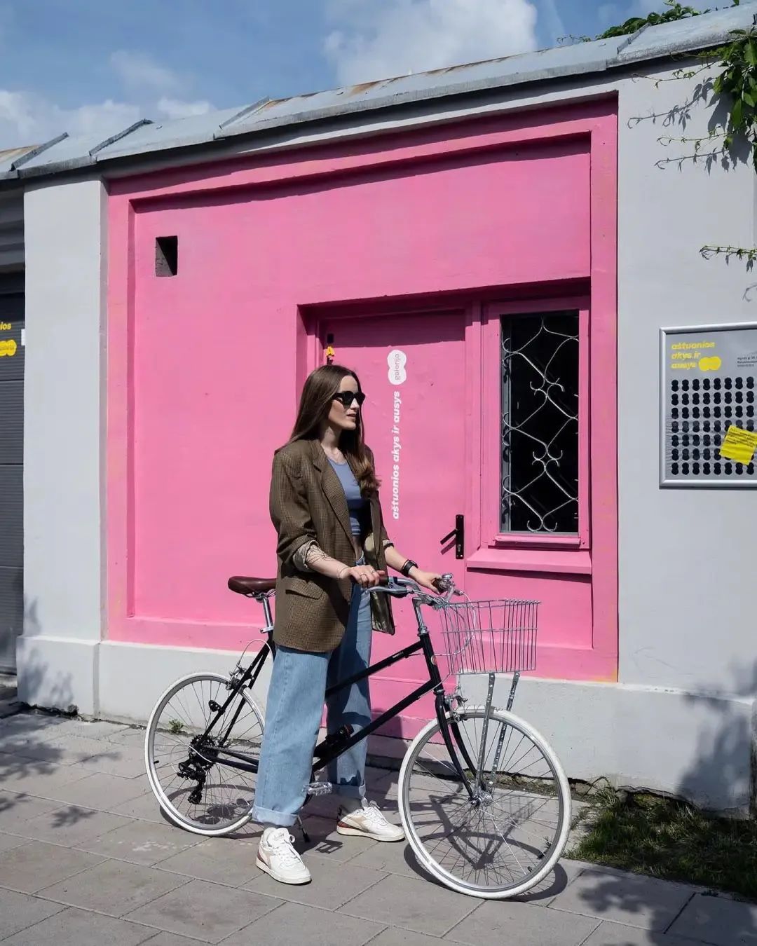 继露营热之后,这届年轻人爱上了城市骑行!CycleChic了解一下