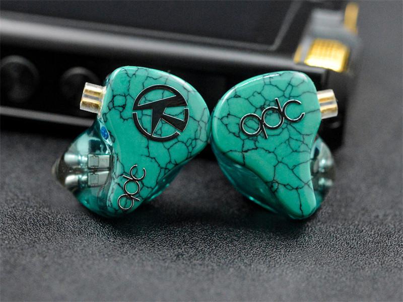 用qdc耳机聆听历届世界杯经典主题曲是什么体验？