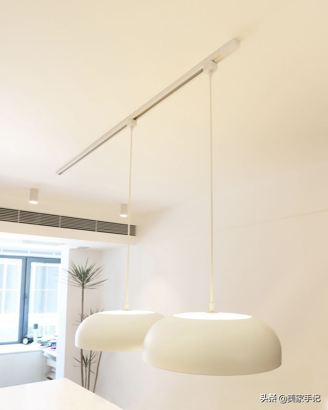 全屋都打柜子效果图,90平米极简装修打满柜子