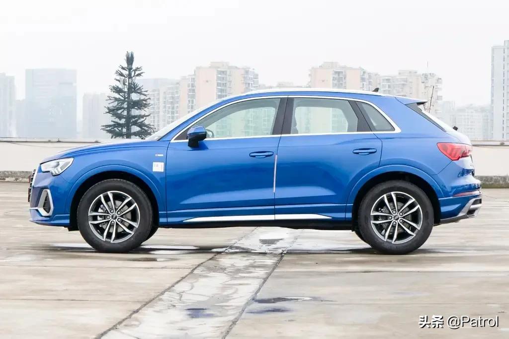 奥迪q32022款1.4t时尚动感型,奥迪q3的35tfsi是1.4t还是2.0t