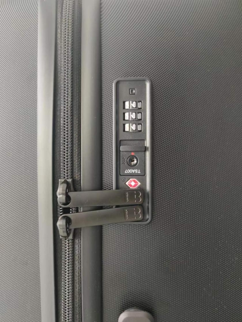 地平线行李箱哪个品牌好,90分行李箱和地平线行李箱哪个好