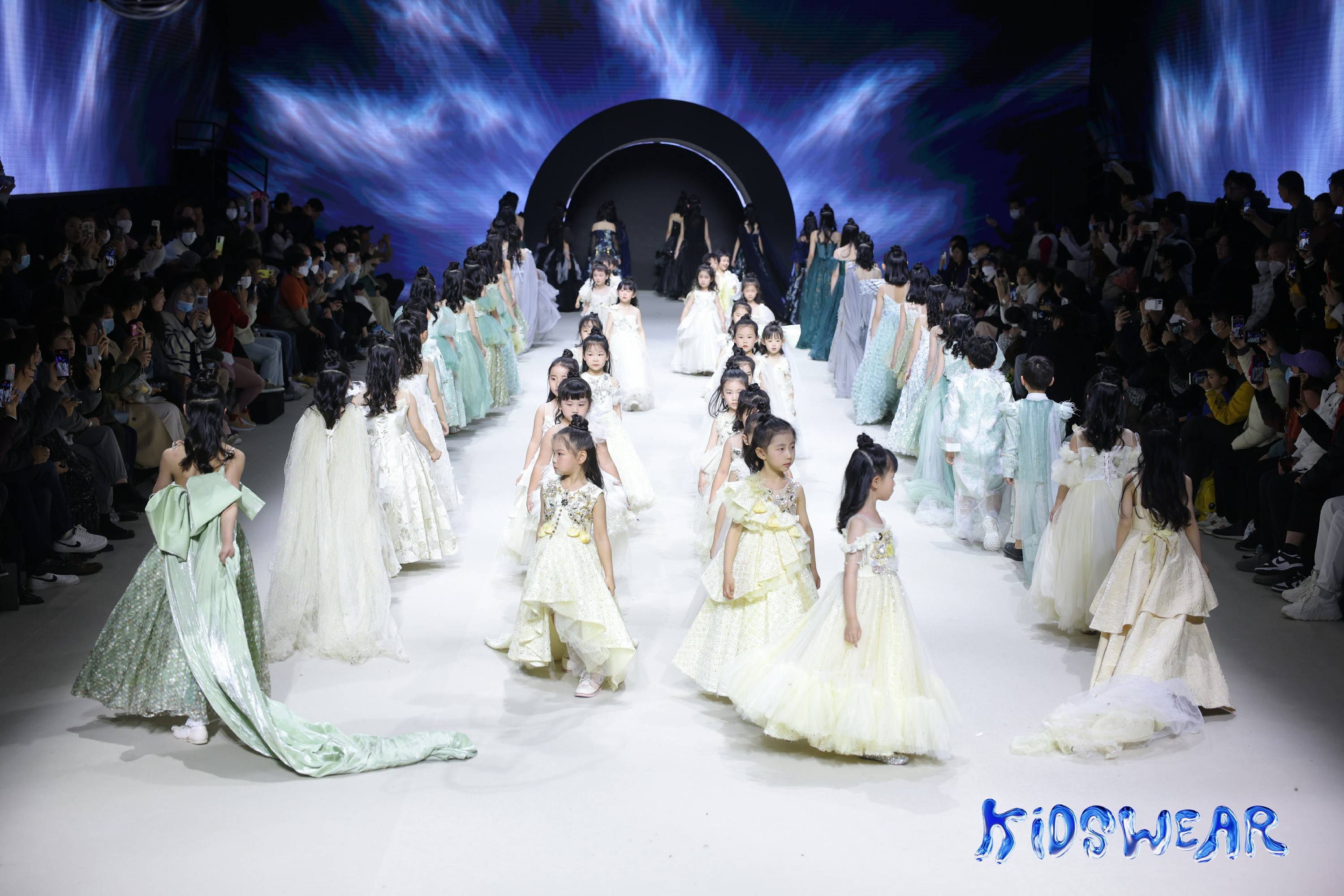 aw23上海时装周kidswear,aw2021kidswear上海时装周