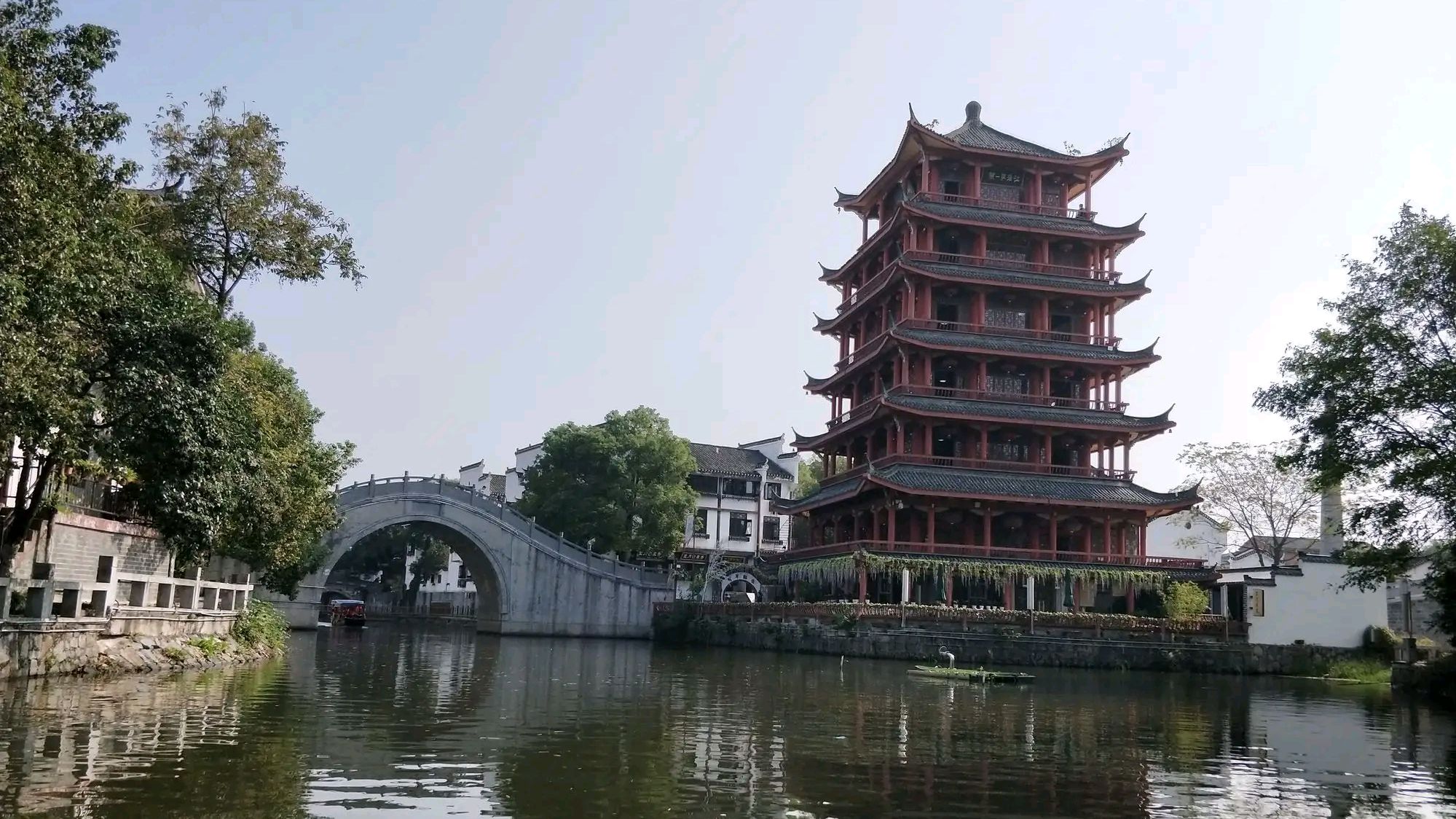 安徽省拥有国家5*级A**旅游景区12个,现列举出来与大家共享