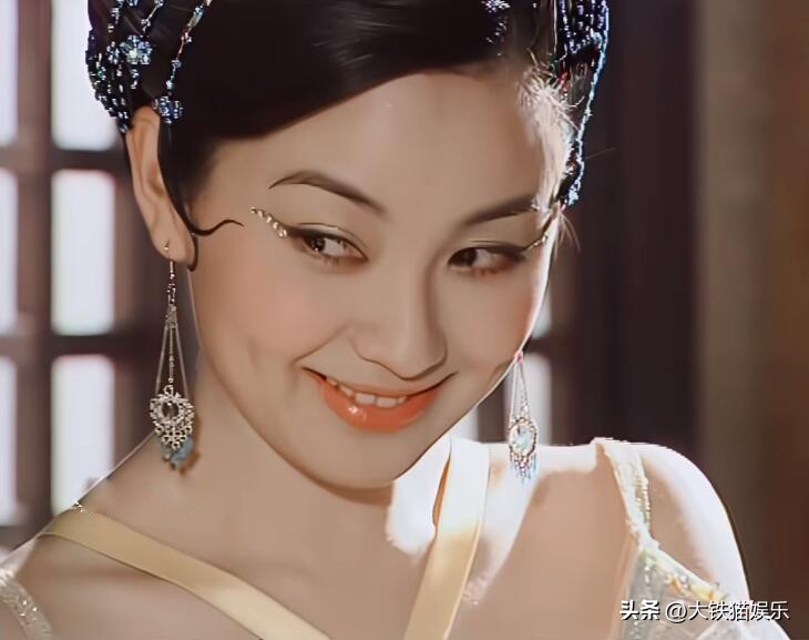 5位“笨蛋美人”天花板，苏有朋说的对，长得好看的演才不会被骂