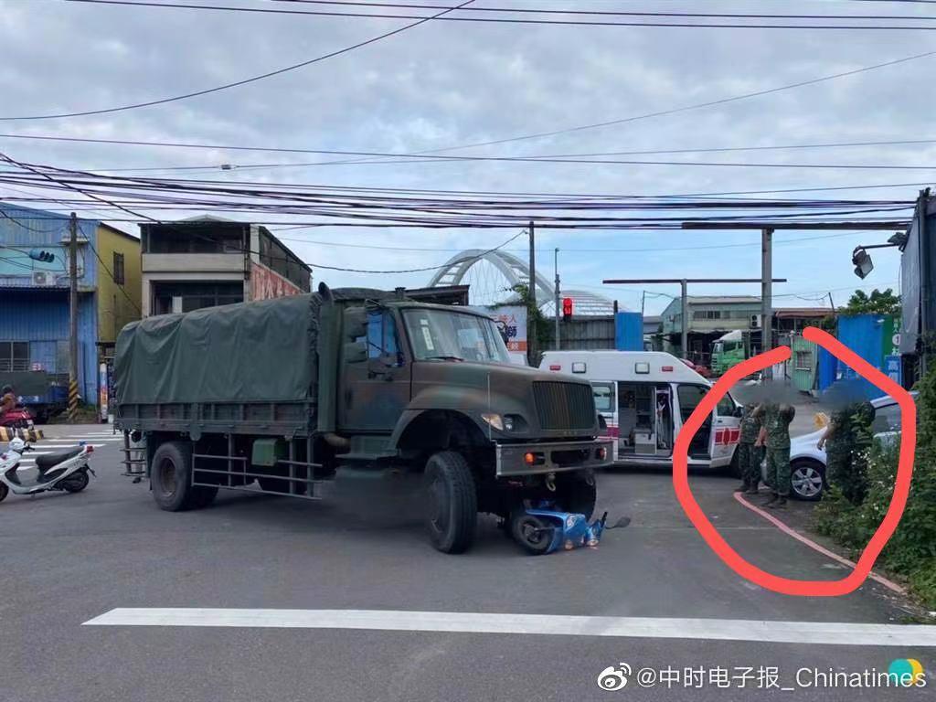 台湾军车车祸事故视频,台湾连环车祸事故视频