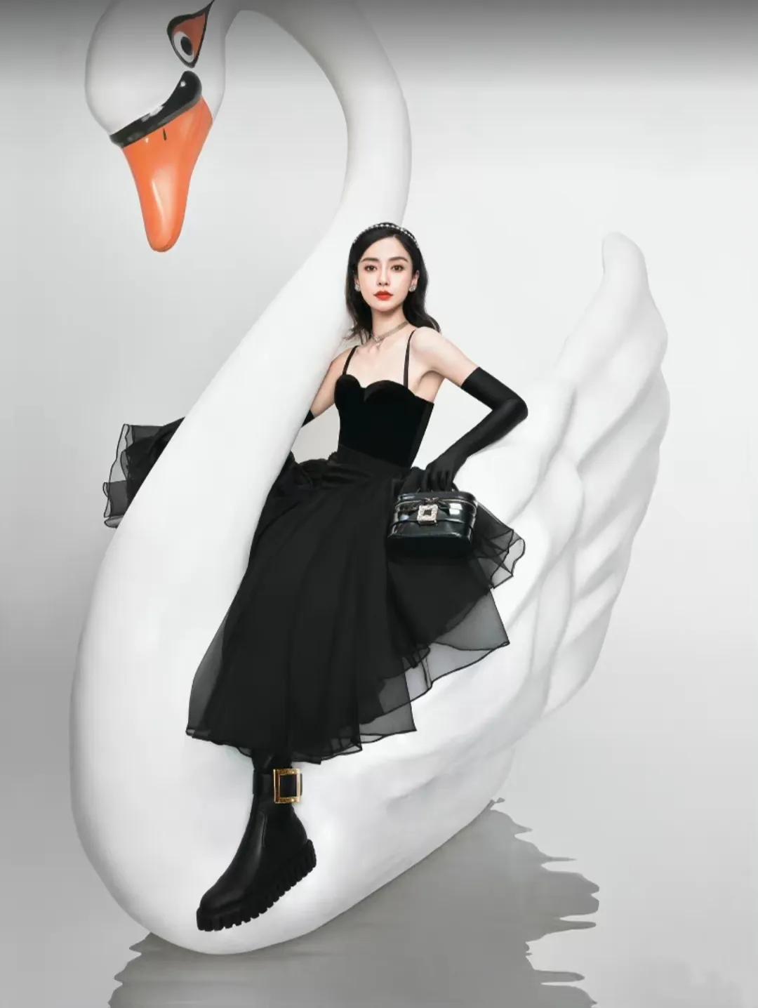 rogervivierangelababy活动,angelababy任嘉伦代言rogervivier