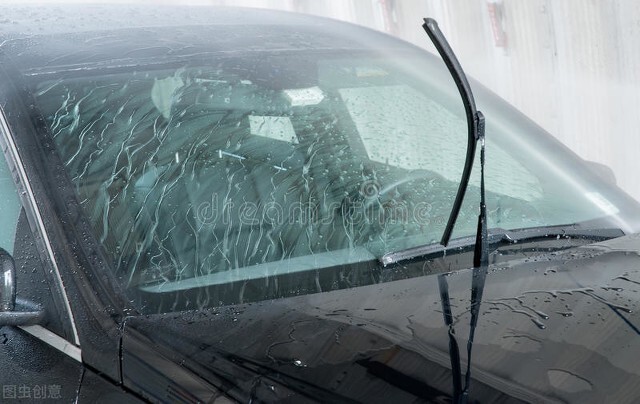 两小伙开洗车行一年赚2000,吉林市开个洗车行赚钱吗