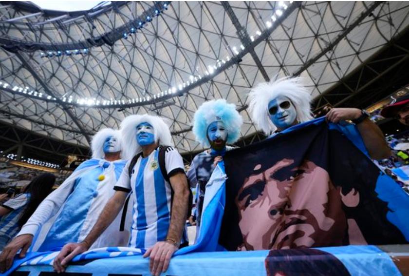 梅西获金球奖冠军图片,梅西获世界杯金球奖