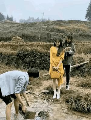 30万娶老婆搞笑视频,妻子输光200多万丈母娘退货