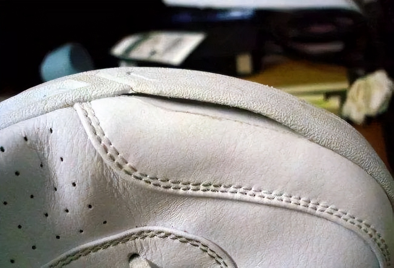 如何正确使用502胶水粘鞋,鞋子开胶用502