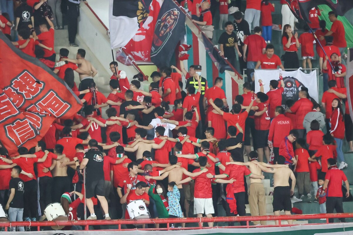 河南队中超联赛晚上直播吗,河南队中超主场