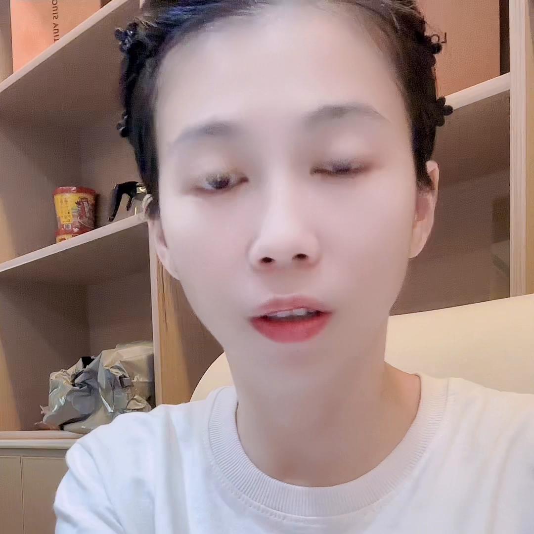 姐妹们，真正有用的产品从来都不便宜，尤其是脸上，一定要...